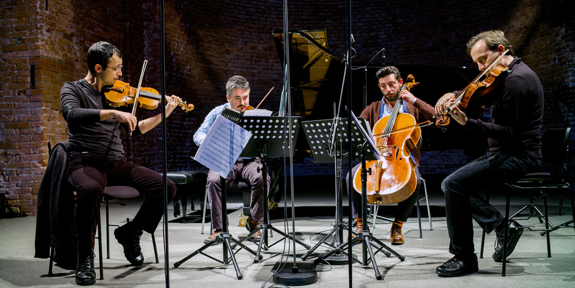 Klavierduo FERHAN & FERZAN ÖNDER BORUSAN QUARTET © Michel Neumeister